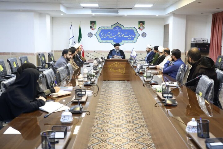 تصاویر/ روز دوم دوره نقد جریان الحاد و پوچگرایی در حوزه علمیه استان یزد برگزار شد