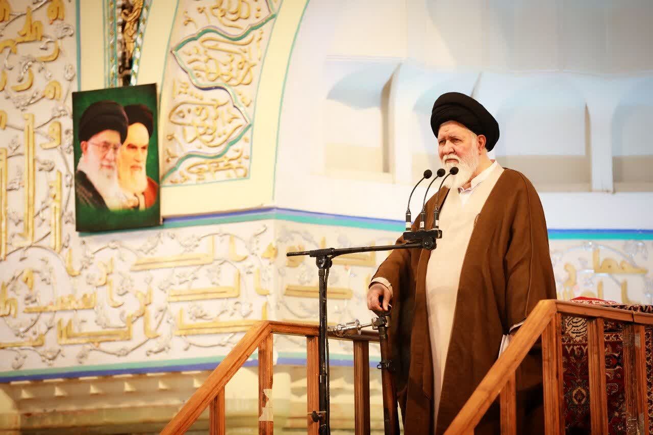 انقلاب اسلامی به قدرتی تعیین‌کننده در جهان تبدیل شده است