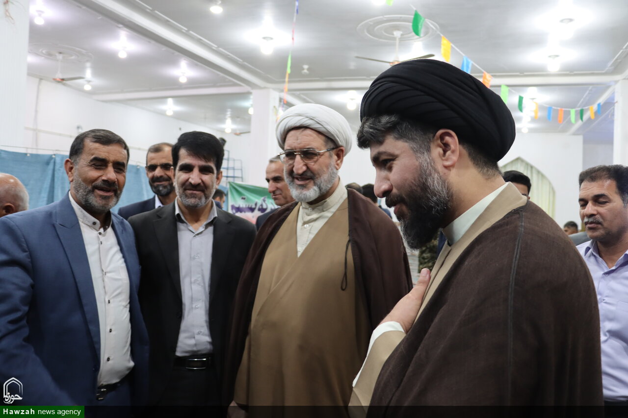 نماز جمعه و میز خدمت ادارات در بخش سردشت دزفول