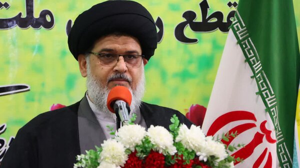 گاهی برخی مسئولان به‌جای گره‌گشایی، گره ایجاد می‌کنند