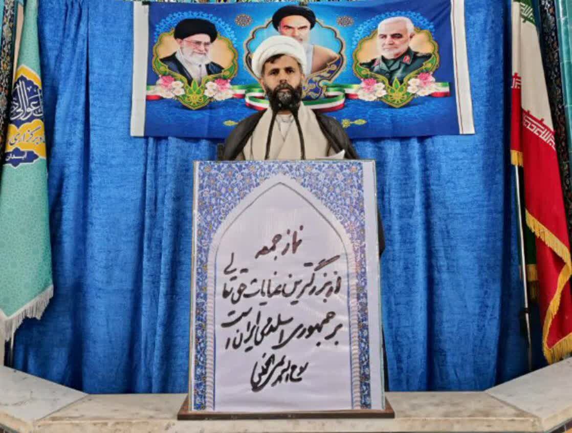 رهبری قله‌ آرامش ملت و محور هدایت حکیمانه در شرایط حساس است