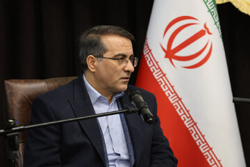 اصلاح ساختار اداری با محور رضایت‌مندی مردم در دستور کار دولت قرار دارد