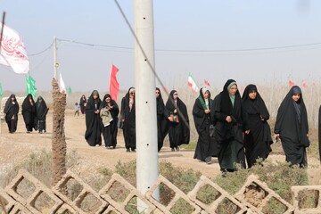 تصاویر/ بازدید طلاب حوزه علمیه خواهران استان بوشهر از منطقه عملیاتی والفجر۸