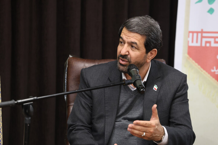 تصاویر /  دیدار رئیس سازمان اداری و استخدامی کشور با امام جمعه همدان