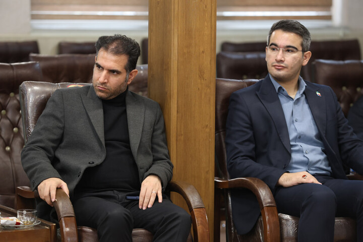 تصاویر /  دیدار رئیس سازمان اداری و استخدامی کشور با امام جمعه همدان