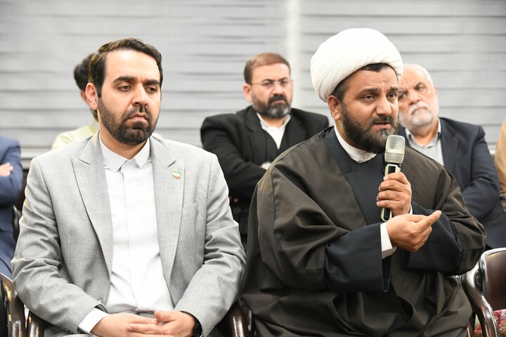 تصاویر |دیدار اعضای قرارگاه ملی مسجد با امام جمعه اصفهان