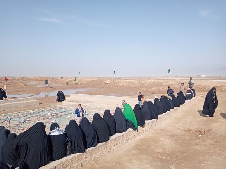 تصاویر/ بازدید طلاب حوزه علمیه خواهران استان از مناطق عملیاتی طلاییه و هویزه