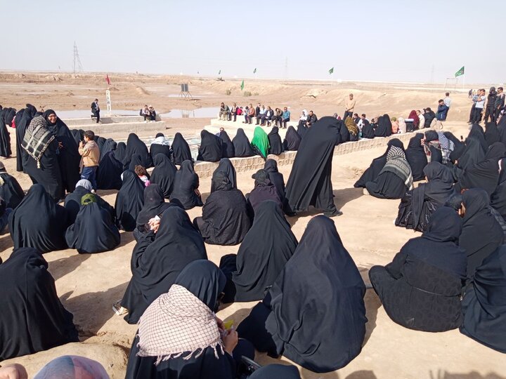 تصاویر/ بازدید طلاب حوزه علمیه خواهران استان از مناطق عملیاتی طلاییه و هویزه