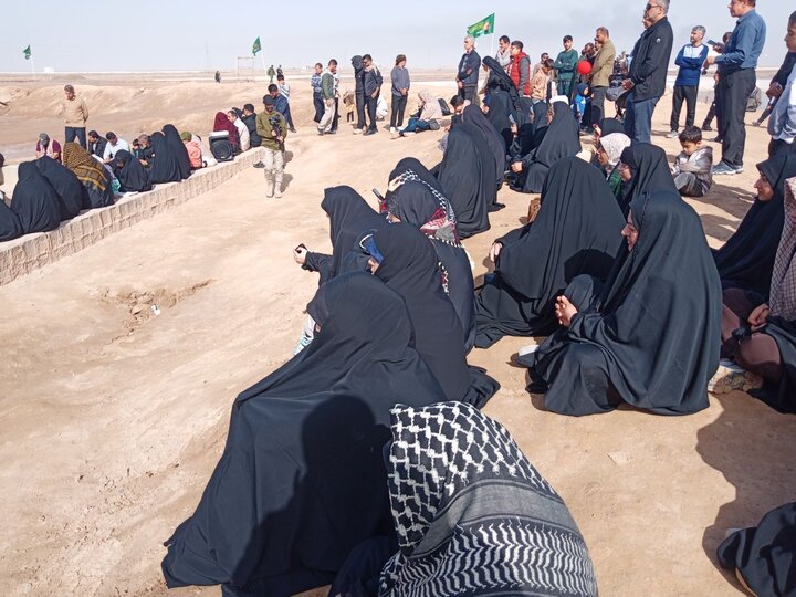 تصاویر/ بازدید طلاب حوزه علمیه خواهران استان از مناطق عملیاتی طلاییه و هویزه