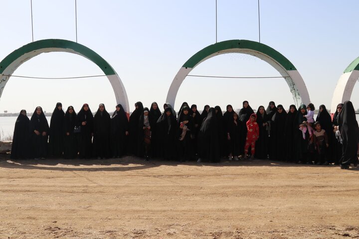 بازدید طلاب حوزه علمیه خواهران استان بوشهر از منطقه عملیاتی والفجر۸ به روایت تصاویر