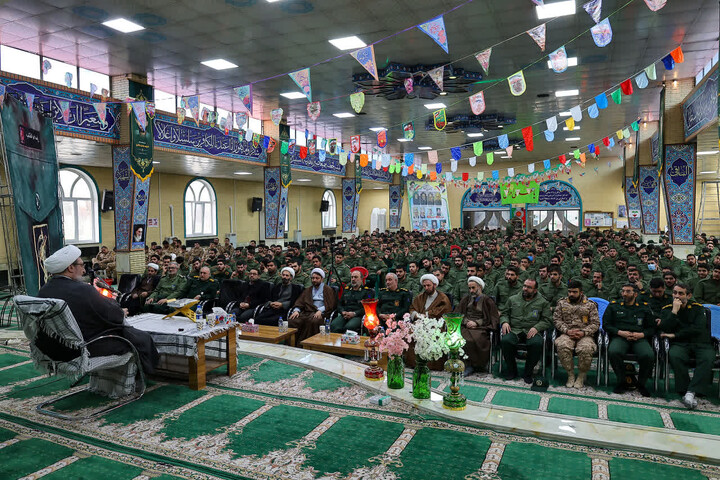 تصاویر | حضور امام جمعه تبریز در مرکز آموزشی درجه داری سیدالشهدا (ع) نیروی زمینی سپاه پاسداران