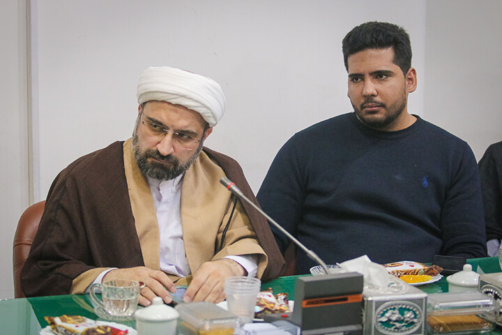 آیین «رونمایی از پوستر همایش ملی ابعاد حرمت سیاسی پدیده کشف حجاب»