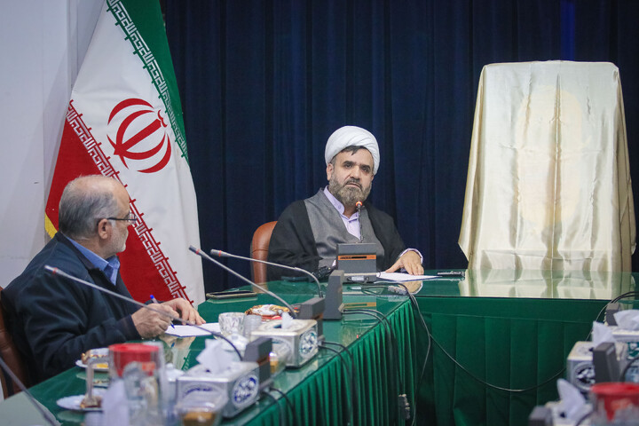 آیین «رونمایی از پوستر همایش ملی ابعاد حرمت سیاسی پدیده کشف حجاب»