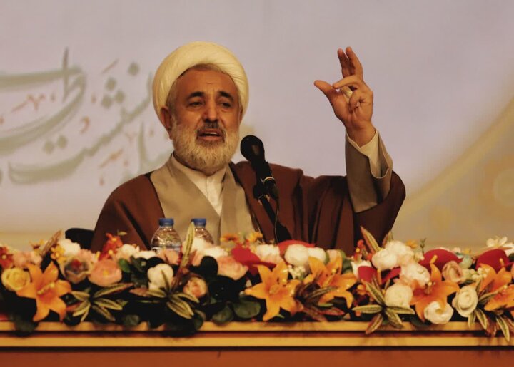 حضور فرمانده سنتکام در میز مذاکره یعنی تهدید آشکار نظامی