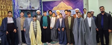 محفل انس با قرآن و تجلیل از حافظان در مدرسه علمیه امام حسین(ع) کوشک برگزار شد+ تصاویر