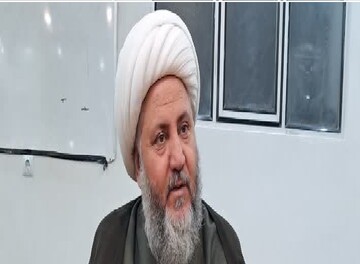تأکید امام جمعه آران و بیدگل بر نقش صبر و بردباری در تربیت طلاب+عکس