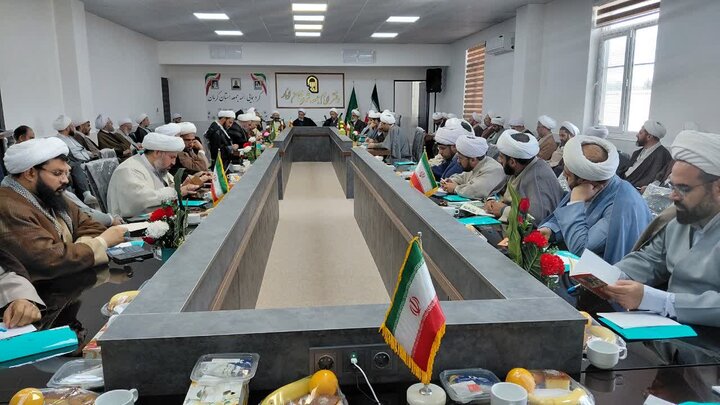 تصاویر/ گردهمایی ائمه جمعه استان کرمان در شهر انار