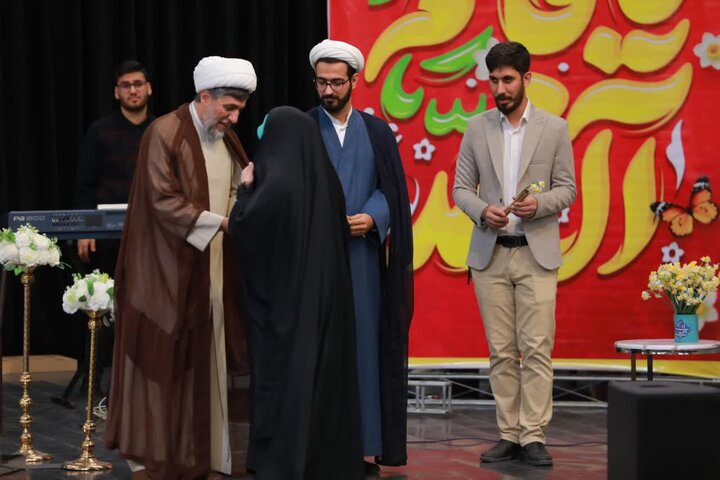تصاویر/پایان ششمین جشنواره «در انتظار موعود» در تالار شهر کاشان