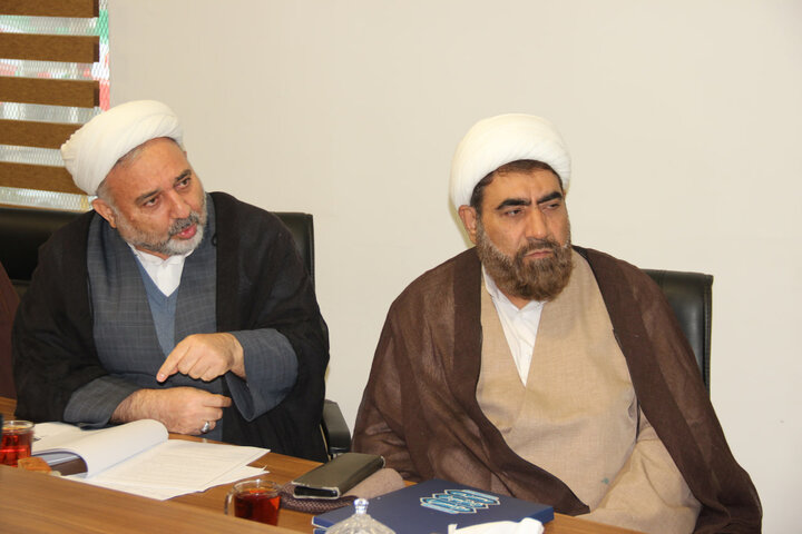 تصاویر / جلسه قرارگاه مساجد با حضور امام جمعه قزوین