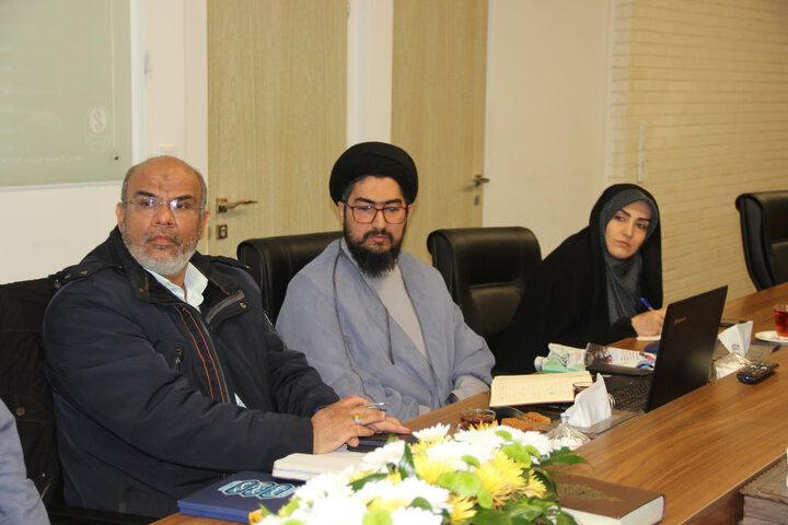 تصاویر / جلسه قرارگاه مساجد با حضور امام جمعه قزوین