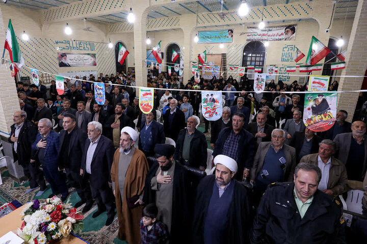 تصاویر / مراسم جشن سالگرد پیروزی انقلاب اسلامی با حضور نماینده ولی فقیه در استان قزوین
