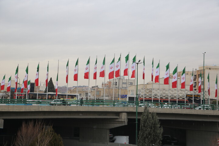 تصاویر / حال و هوای اصفهان در ایام‌الله دهه فجر