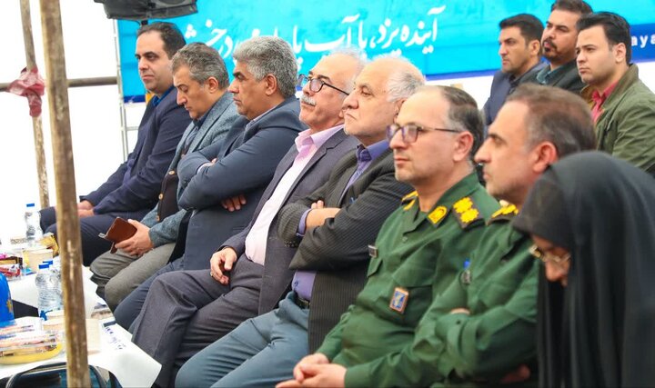 تصاویر/ بهره برداری از مخزن ذخیره آب ۱۵ هزار مترمکعبی غدیر یزد