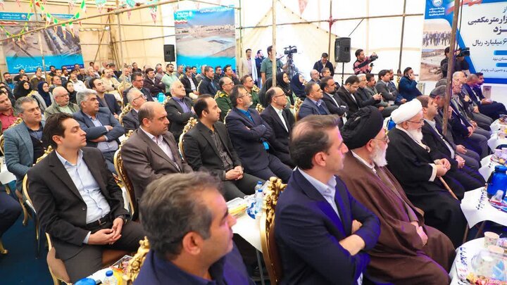 تصاویر/ بهره برداری از مخزن ذخیره آب ۱۵ هزار مترمکعبی غدیر یزد