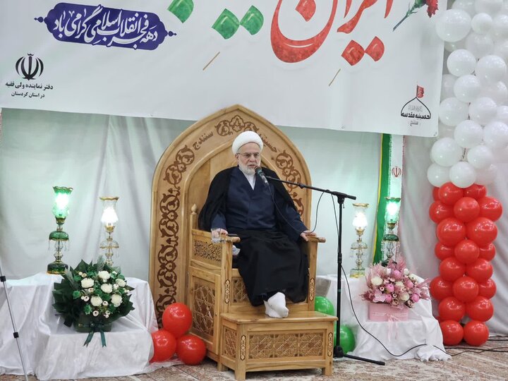 مراسم گرامیداشت دهه مبارک فجر در سنندج