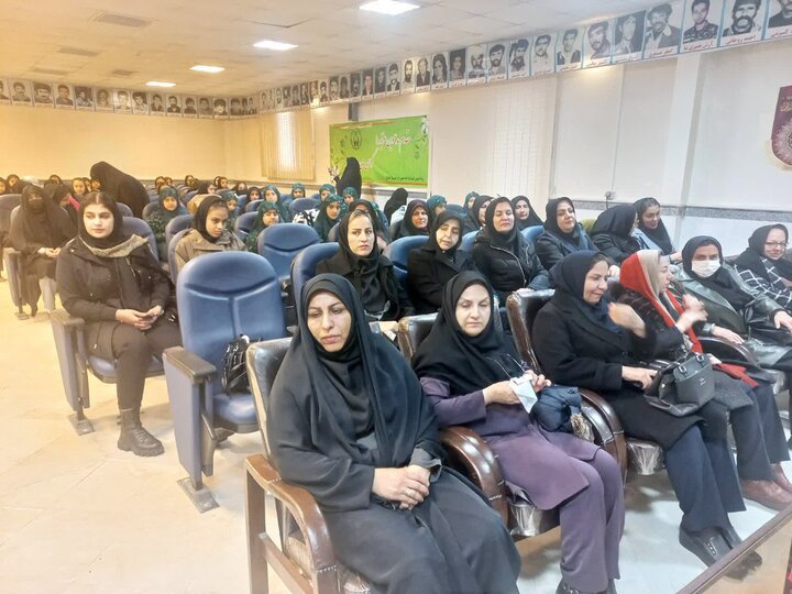 تصاویر/برگزاری اجلاس سراسری نماز دانش‌آموزی در کامیاران