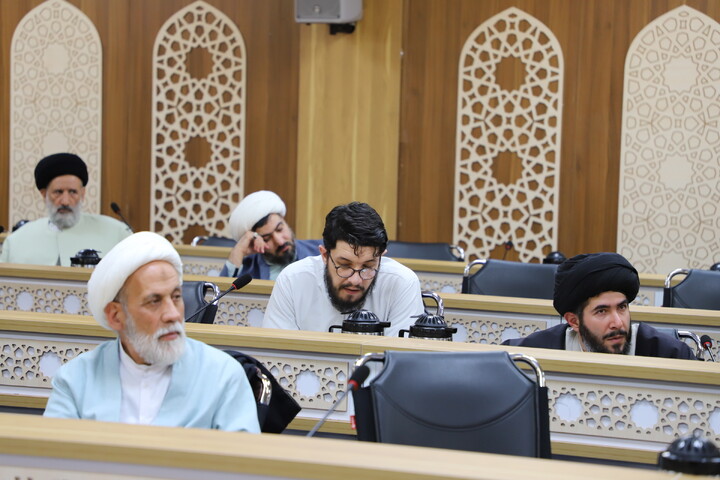 تصاویر / نشست تحلیل سیاسی مسائل روز در دومین رویداد توانمندسازی ائمه جماعت مساجد طرح محراب استان آذربایجان شرقی