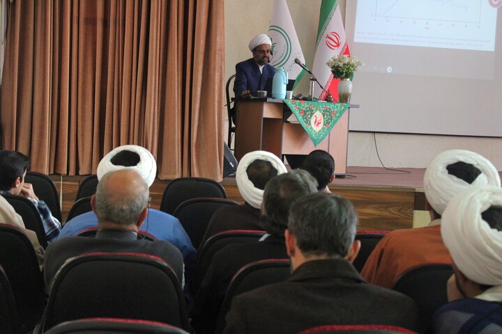 تصاویر/ دومین جلسه نشست تخصصی «بر مدار حقیقت» در کرمان