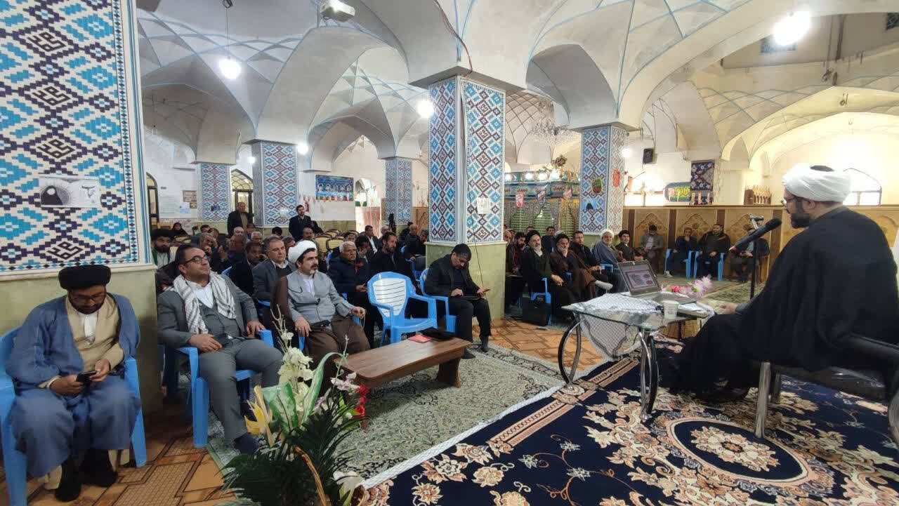 گذار بقاع متبرکه از مدیریت سنتی به نوین