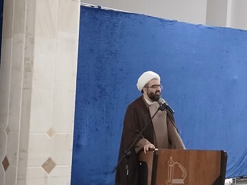 دشمن با تولید محتوای زیرزمینی سبک زندگی جامعه ایرانی را تغییر می‌دهد