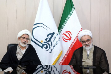 «مکتبی بودن، رهبری الهی و اهداف جهانی» وجه تمایز انقلاب اسلامی / مردم؛ نیروی محافظ انقلاب