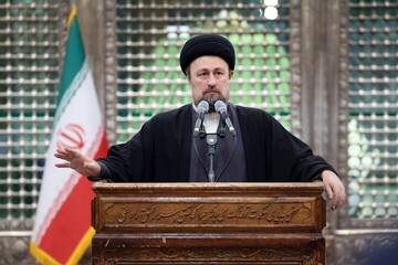 ایمان واقعی انسان را به خدا نزدیک می کند