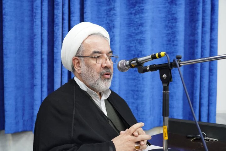 تصاویر/دیدار حوزویان لرستان با رئیس شورای سیاست‌گذاری ائمه جمعه کشور