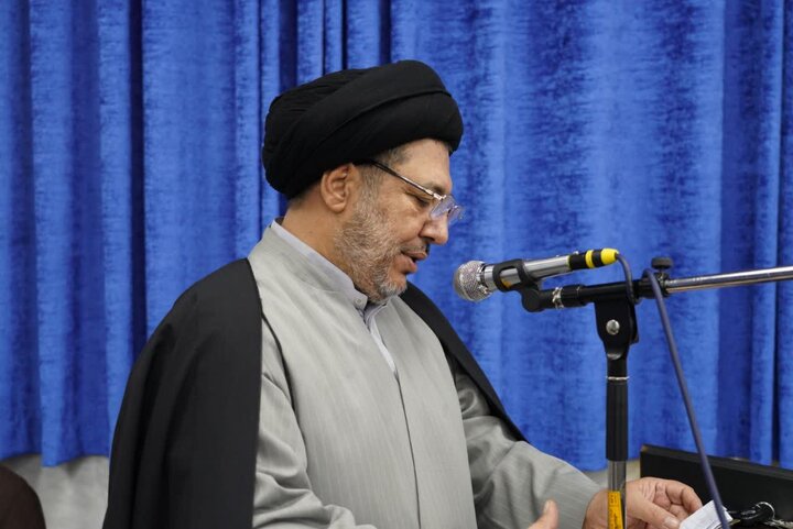 تصاویر/دیدار حوزویان لرستان با رئیس شورای سیاست‌گذاری ائمه جمعه کشور