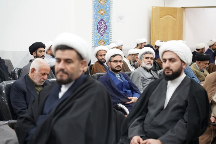 تصاویر/دیدار حوزویان لرستان با رئیس شورای سیاست‌گذاری ائمه جمعه کشور