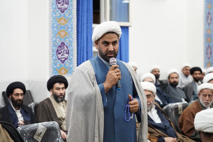 تصاویر/دیدار حوزویان لرستان با رئیس شورای سیاست‌گذاری ائمه جمعه کشور