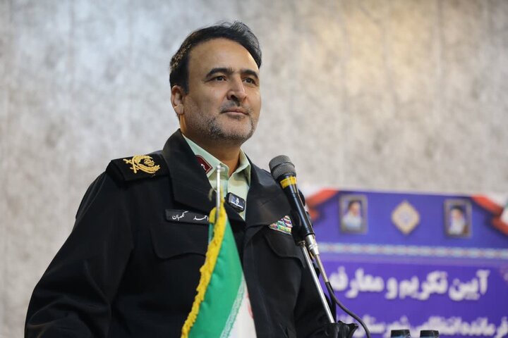 تصاویر/ برگزاری مراسم تکریم و معارفه فرمانده نیروی انتظامی شهرستان اشکذر