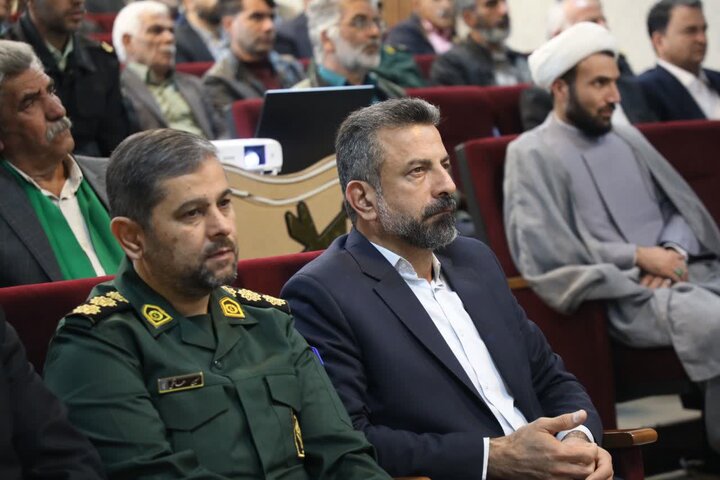 تصاویر/ برگزاری مراسم تکریم و معارفه فرمانده نیروی انتظامی شهرستان اشکذر