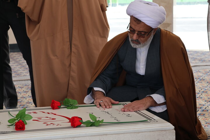 تجدید عهد کارکنان مرکز مدیریت حوزه علمیه خراسان جنوبی با آرمان‌های شهدا