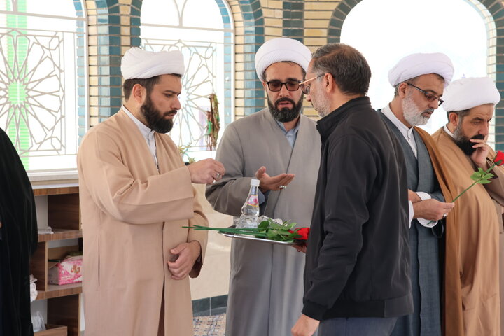 تجدید عهد کارکنان مرکز مدیریت حوزه علمیه خراسان جنوبی با آرمان‌های شهدا