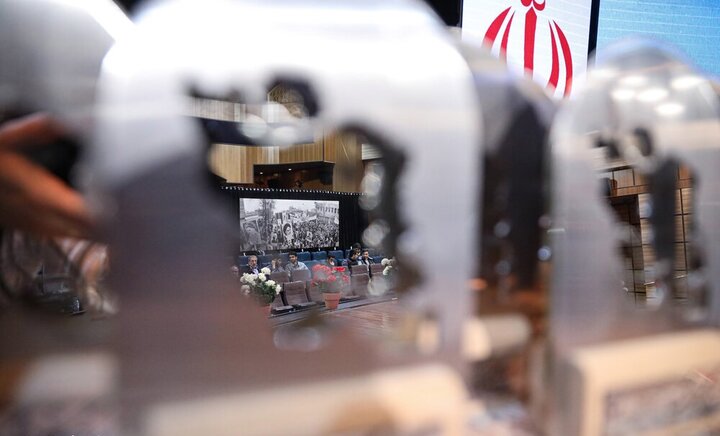 تصاویر/ نمایشگاه «زندگی در جنگ»