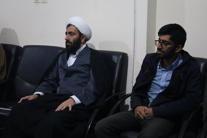 تصاویر/دیدار مسئول دفتر نمایندگی ولی فقیه در سپاه امام سجاد (ع) هرمزگان با مدیر حوزه علمیه استان هرمزگان