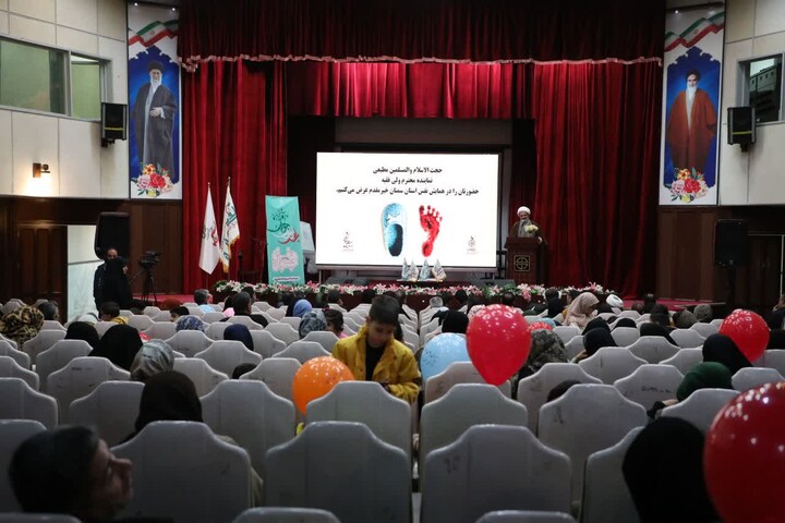 تصاویر/  اولین همایش «نفس» استان سمنان