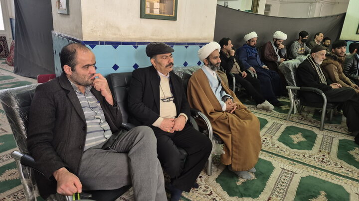 تصاویر/ جشن سالگرد پیروزی انقلاب اسلامی در مدرسه آیت‌الله مدنی کاشانی(ره)