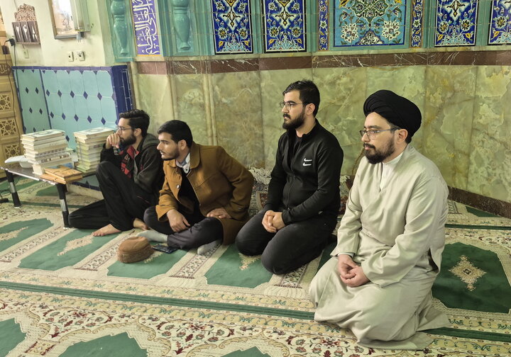 تصاویر/ جشن سالگرد پیروزی انقلاب اسلامی در مدرسه آیت‌الله مدنی کاشانی(ره)