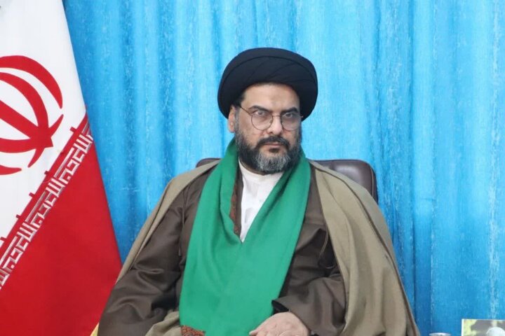 تصاویر/دیدار رئیسمنابع طبیعی با امام جمعه مهران